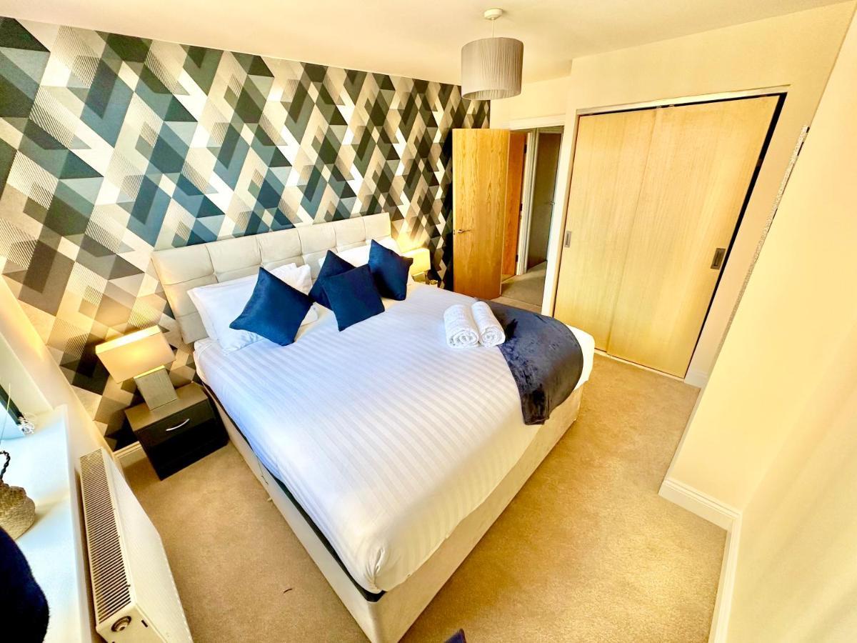 A Stylish Retreat - Super King Bed - Heart Of Town Centre - 5 Mins Stroll To Beach Bournemouth Exterior photo